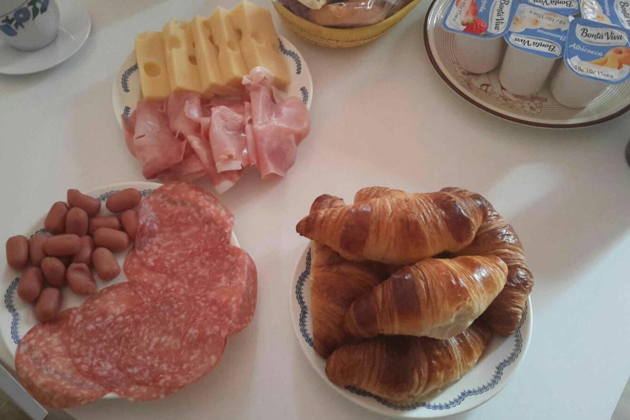 Fl Il Danubio Bed & Breakfast แบร์กาโม ภายนอก รูปภาพ